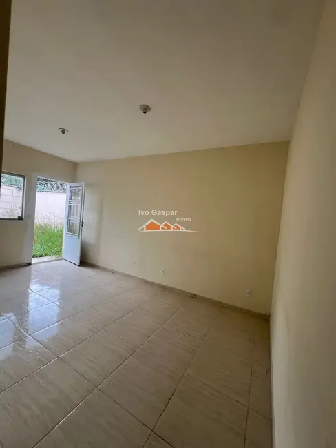 Foto 6 de Casa com 3 quartos à venda, 85m2 em Esmeraldas - MG