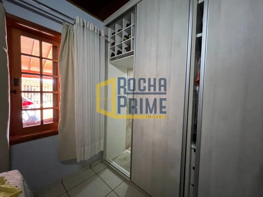 Foto 8 de Casa com 3 quartos à venda, 130m2 em Ilha Solteira - SP