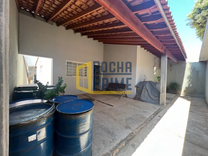 Foto 4 de Casa com 3 quartos à venda e para alugar, 180m2 em Ilha Solteira - SP