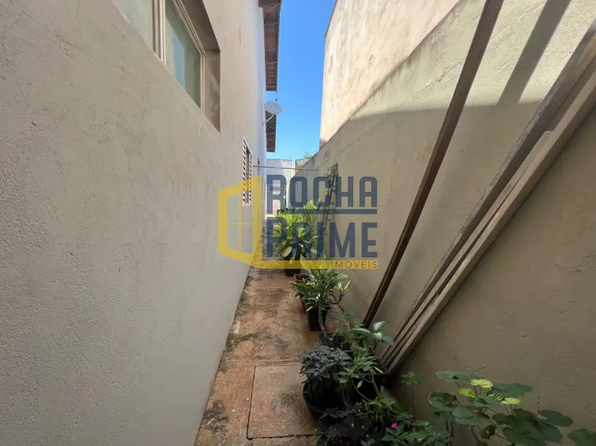 Foto 3 de Casa com 3 quartos à venda e para alugar, 180m2 em Ilha Solteira - SP