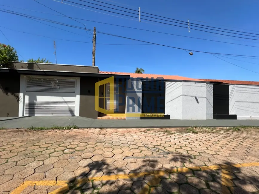 Foto 1 de Casa com 3 quartos à venda, 200m2 em Ilha Solteira - SP