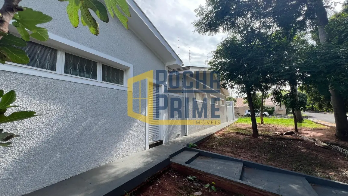 Foto 2 de Casa com 3 quartos à venda e para alugar, 270m2 em Ilha Solteira - SP