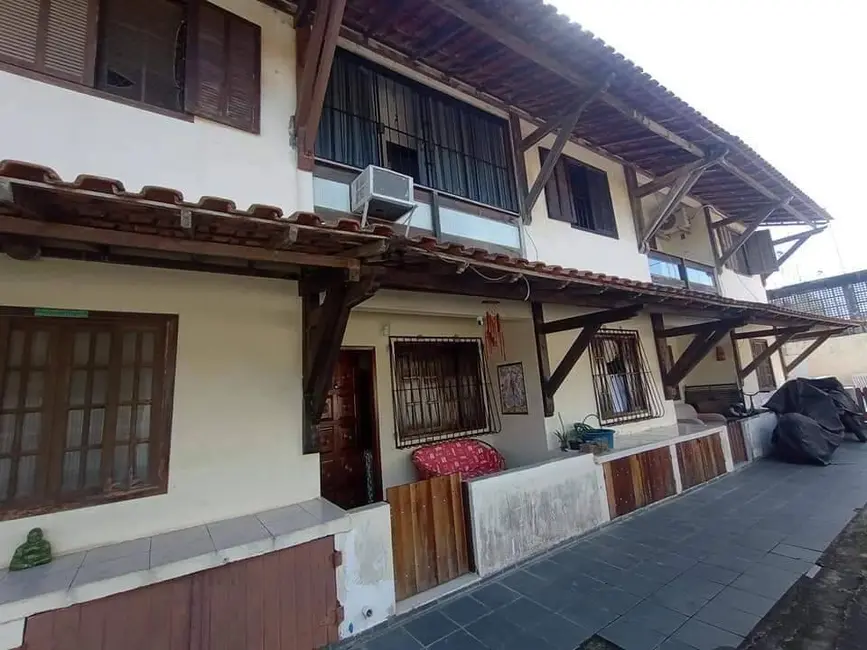 Foto 2 de Apartamento com 2 quartos à venda em Jardim Atlântico Central (Itaipuaçu), Marica - RJ