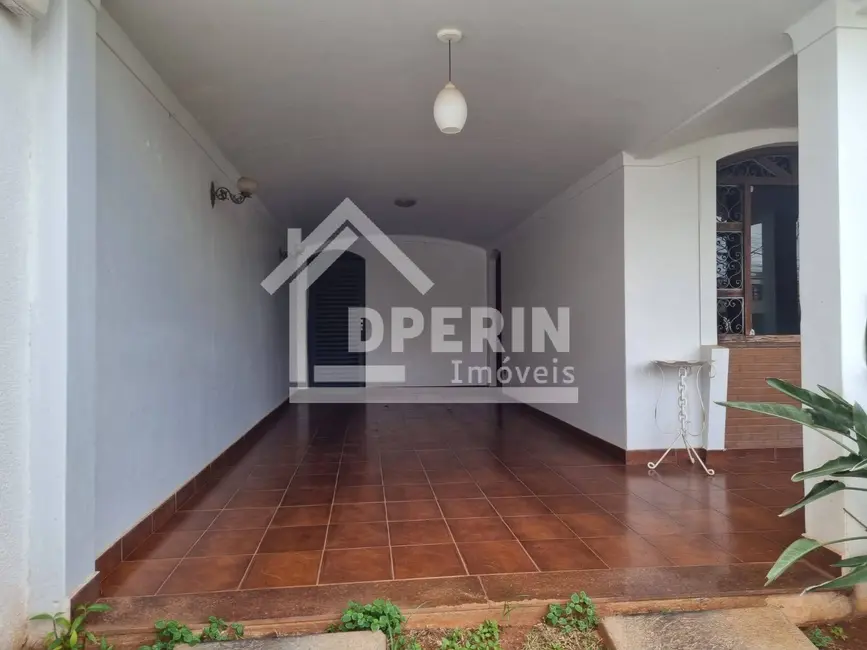 Casa com 4 quartos à venda, 484m2 em Centreville, Sao Carlos - SP - imagem 5 Foto 5 de Casa com 4 quartos à venda, 484m2 em Centreville, Sao Carlos - SP