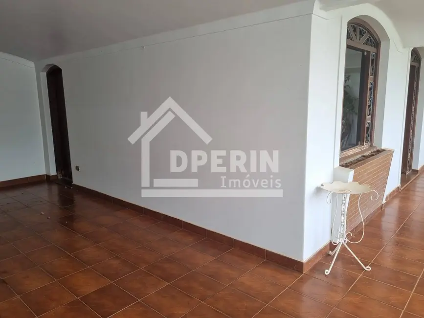 Casa com 4 quartos à venda, 484m2 em Centreville, Sao Carlos - SP - imagem 3 Foto 3 de Casa com 4 quartos à venda, 484m2 em Centreville, Sao Carlos - SP