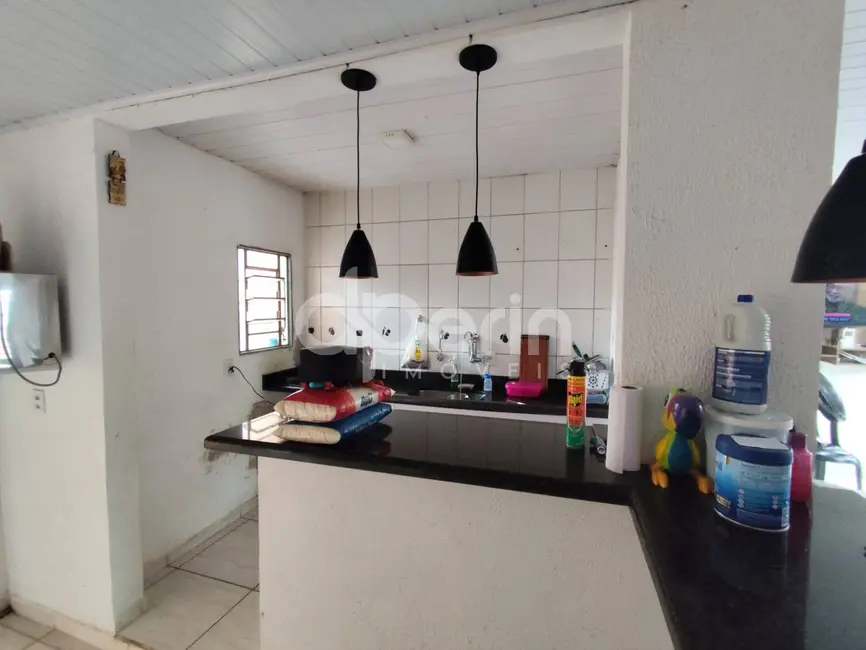 Foto 5 de Casa com 2 quartos à venda, 200m2 em Residencial Deputado José Zavaglia, Sao Carlos - SP