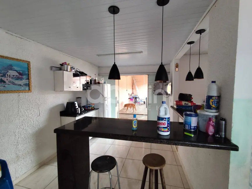 Foto 6 de Casa com 2 quartos à venda, 200m2 em Residencial Deputado José Zavaglia, Sao Carlos - SP