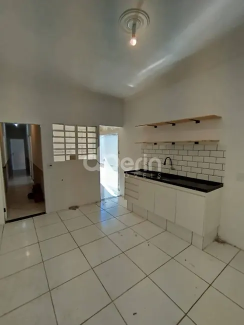 Casa com 2 quartos à venda, 172m2 em Residencial Parque Douradinho, Sao Carlos - SP - imagem 6 Foto 6 de Casa com 2 quartos à venda, 172m2 em Residencial Parque Douradinho, Sao Carlos - SP