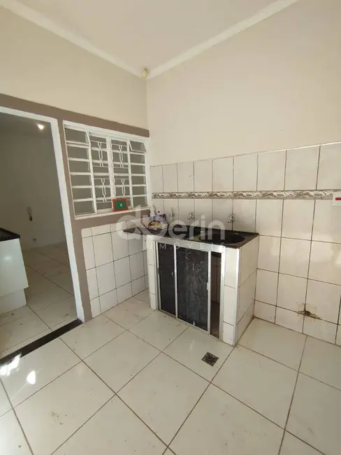 Casa com 2 quartos à venda, 172m2 em Residencial Parque Douradinho, Sao Carlos - SP - imagem 8 Foto 8 de Casa com 2 quartos à venda, 172m2 em Residencial Parque Douradinho, Sao Carlos - SP