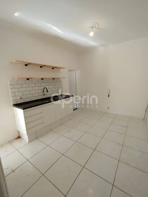 Casa com 2 quartos à venda, 172m2 em Residencial Parque Douradinho, Sao Carlos - SP - imagem 7 Foto 7 de Casa com 2 quartos à venda, 172m2 em Residencial Parque Douradinho, Sao Carlos - SP