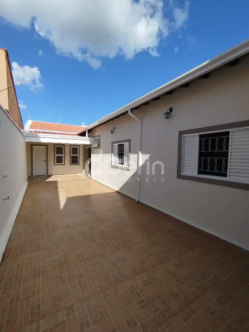 Casa com 2 quartos à venda, 172m2 em Residencial Parque Douradinho, Sao Carlos - SP - imagem 4 Foto 4 de Casa com 2 quartos à venda, 172m2 em Residencial Parque Douradinho, Sao Carlos - SP