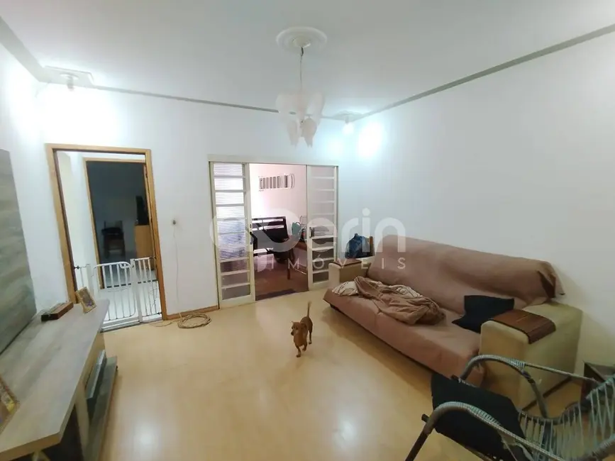 Foto 1 de Casa com 2 quartos à venda, 130m2 em Planalto Paraíso, Sao Carlos - SP