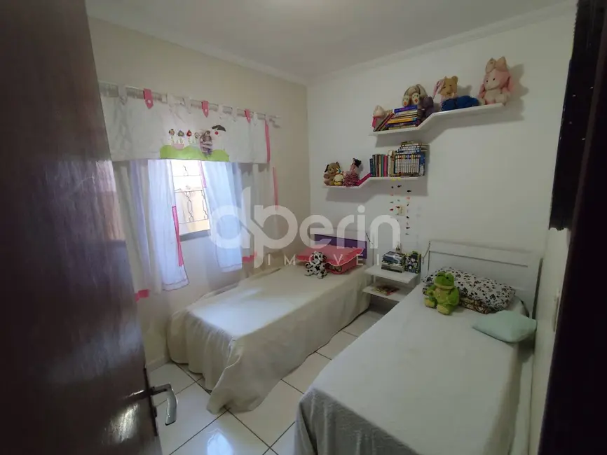 Foto 8 de Casa com 2 quartos à venda, 125m2 em Cidade Aracy, Sao Carlos - SP