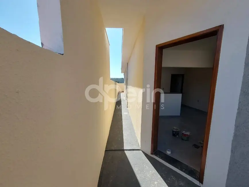 Foto 3 de Casa com 2 quartos à venda, 125m2 em Cidade Aracy, Sao Carlos - SP