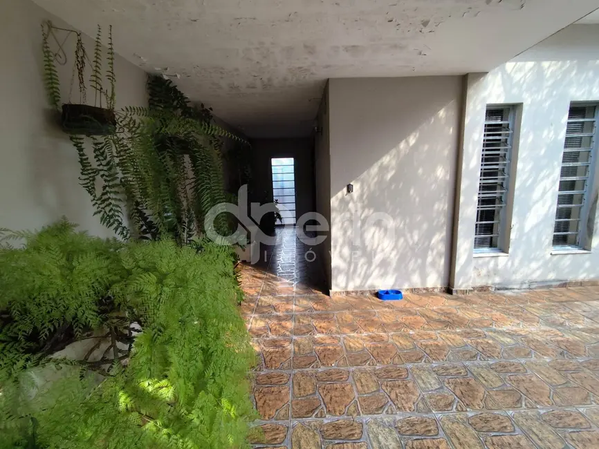 Foto 2 de Casa com 3 quartos à venda, 200m2 em Vila Prado, Sao Carlos - SP
