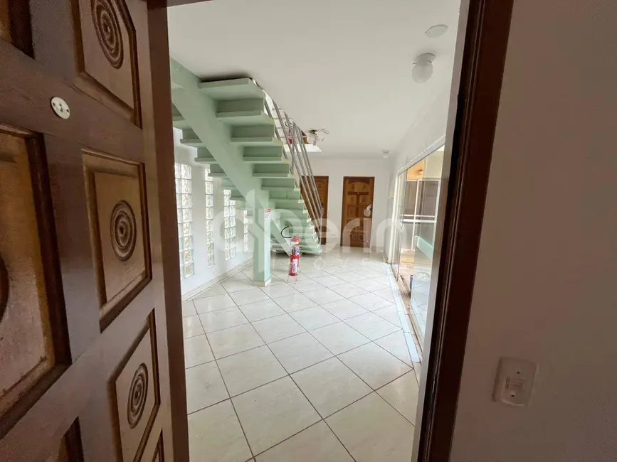 Foto 1 de Apartamento com 2 quartos à venda, 51m2 em Jardim Tangará, Sao Carlos - SP