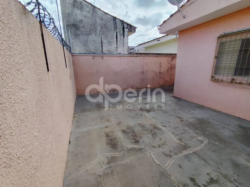 Foto 9 de Casa com 2 quartos à venda, 200m2 em Jardim Bandeirantes, Sao Carlos - SP