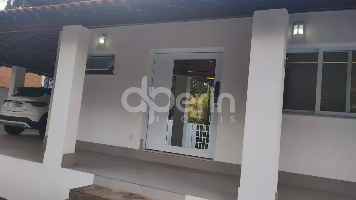 Foto 3 de Casa com 3 quartos à venda, 525m2 em Analandia - SP
