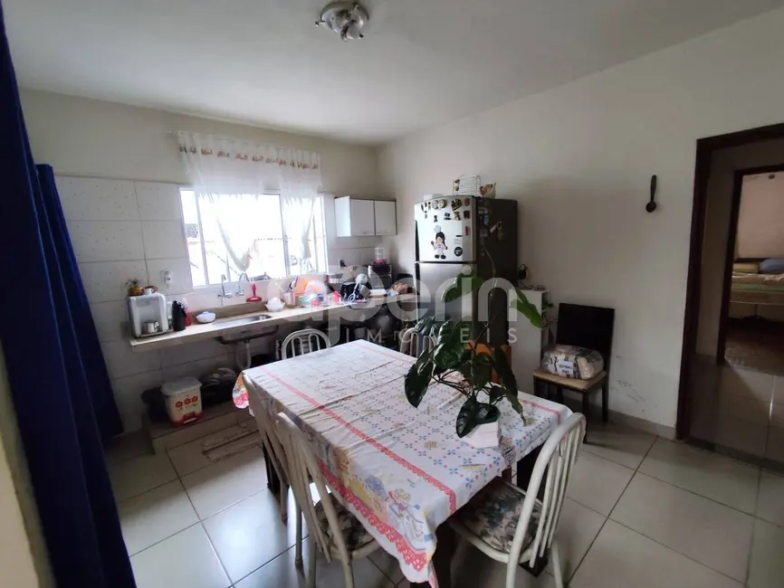 Foto 9 de Casa com 2 quartos à venda, 335m2 em Vila Brasília, Sao Carlos - SP