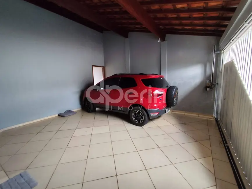 Casa com 3 quartos à venda, 250m2 em Jardim de Cresci, Sao Carlos - SP - imagem 2 Foto 2 de Casa com 3 quartos à venda, 250m2 em Jardim de Cresci, Sao Carlos - SP