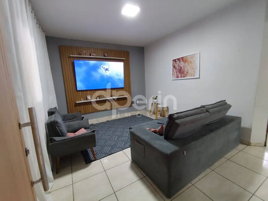 Casa com 3 quartos à venda, 250m2 em Jardim de Cresci, Sao Carlos - SP - imagem 6 Foto 6 de Casa com 3 quartos à venda, 250m2 em Jardim de Cresci, Sao Carlos - SP