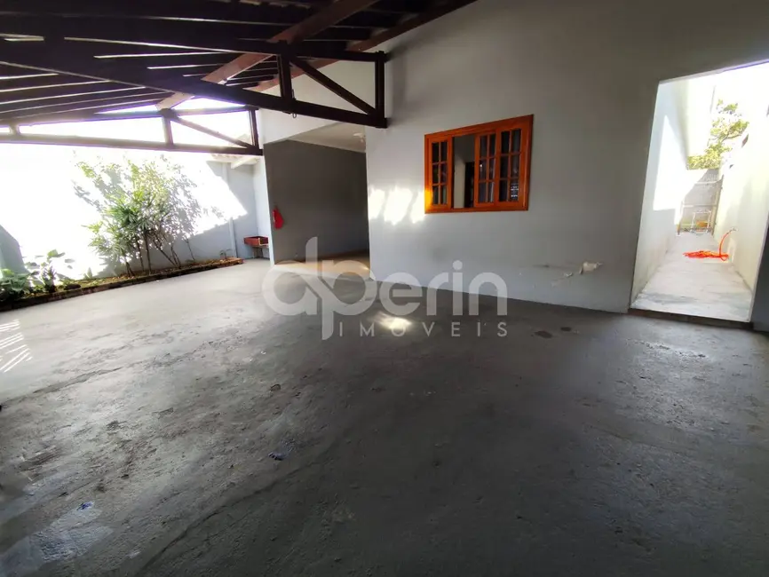 Foto 3 de Casa com 3 quartos à venda, 250m2 em Jardim Munique, Sao Carlos - SP