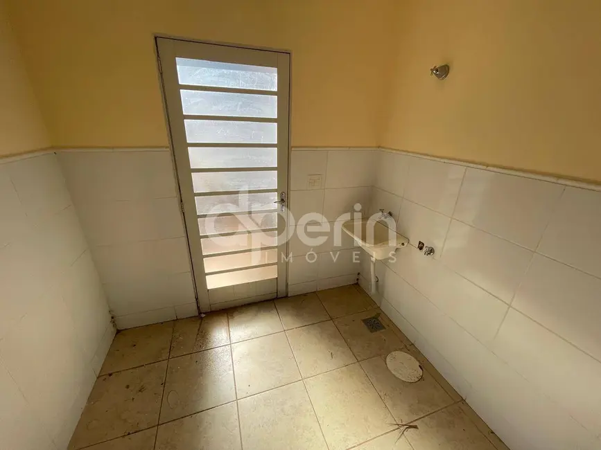 Foto 9 de Casa com 3 quartos à venda, 250m2 em Parque Fehr, Sao Carlos - SP