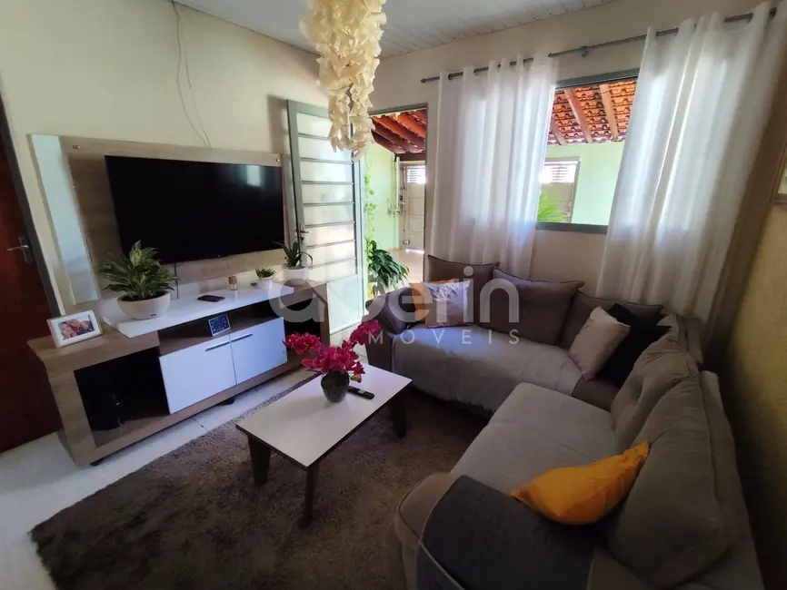 Foto 5 de Casa com 3 quartos à venda, 200m2 em Residencial Deputado José Zavaglia, Sao Carlos - SP