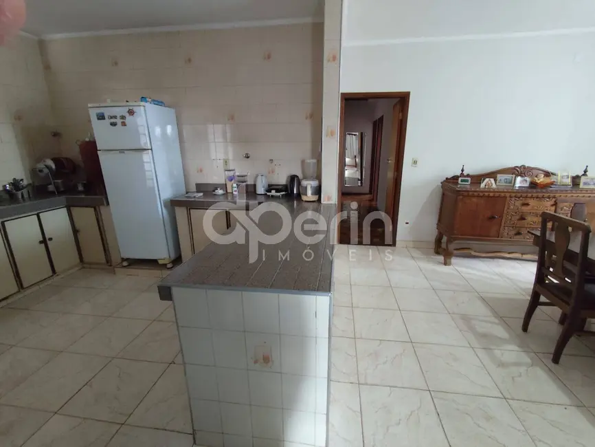 Foto 9 de Casa com 4 quartos à venda, 342m2 em Jardim Medeiros, Sao Carlos - SP