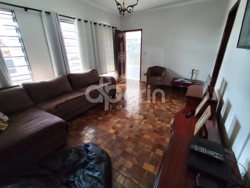 Foto 8 de Casa com 4 quartos à venda, 342m2 em Jardim Medeiros, Sao Carlos - SP