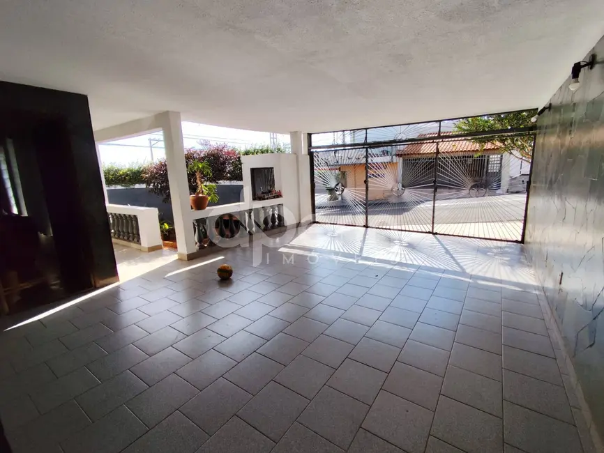 Foto 4 de Casa com 4 quartos à venda, 342m2 em Jardim Medeiros, Sao Carlos - SP