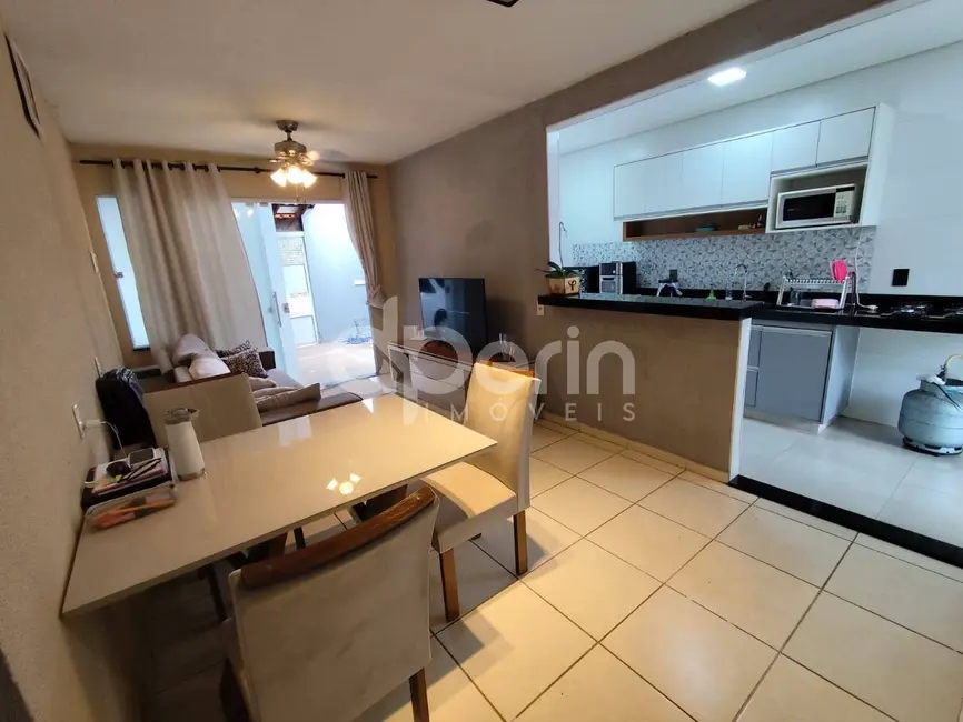 Foto 6 de Casa com 2 quartos à venda, 150m2 em Jardim Araucária, Sao Carlos - SP