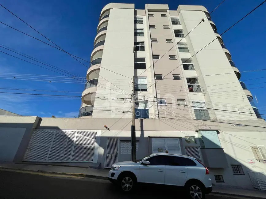 Apartamento com 2 quartos à venda, 74m2 em Centro, Sao Carlos - SP - imagem 2 Foto 2 de Apartamento com 2 quartos à venda, 74m2 em Centro, Sao Carlos - SP
