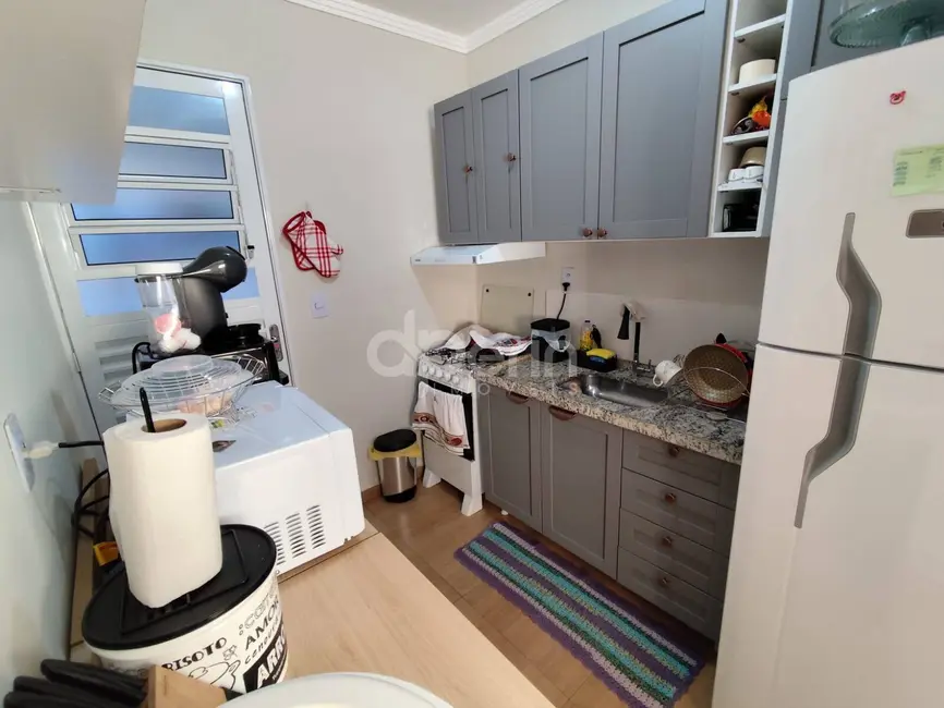 Casa com 2 quartos à venda, 160m2 em Sao Carlos - SP - imagem 8 Foto 8 de Casa com 2 quartos à venda, 160m2 em Sao Carlos - SP
