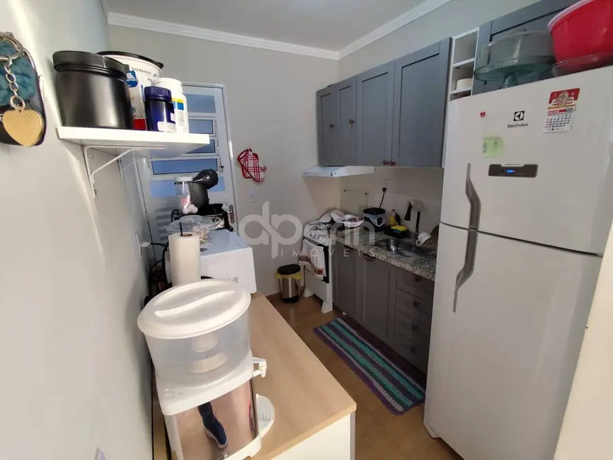 Casa com 2 quartos à venda, 160m2 em Sao Carlos - SP - imagem 7 Foto 7 de Casa com 2 quartos à venda, 160m2 em Sao Carlos - SP
