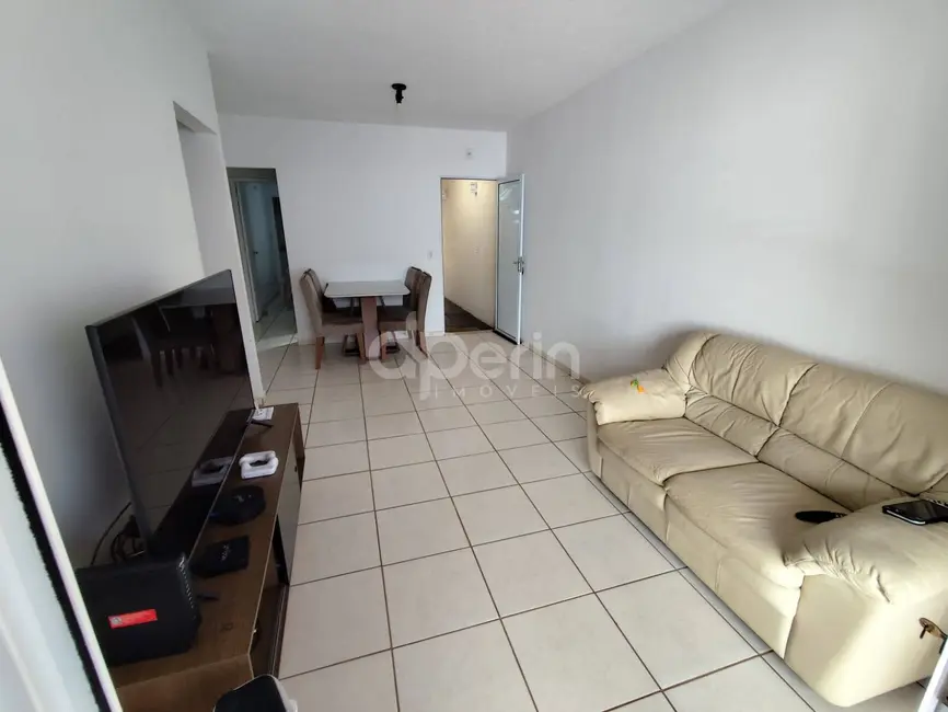 Casa com 3 quartos à venda, 150m2 em Jardim Ipanema, Sao Carlos - SP - imagem 4 Foto 4 de Casa com 3 quartos à venda, 150m2 em Jardim Ipanema, Sao Carlos - SP