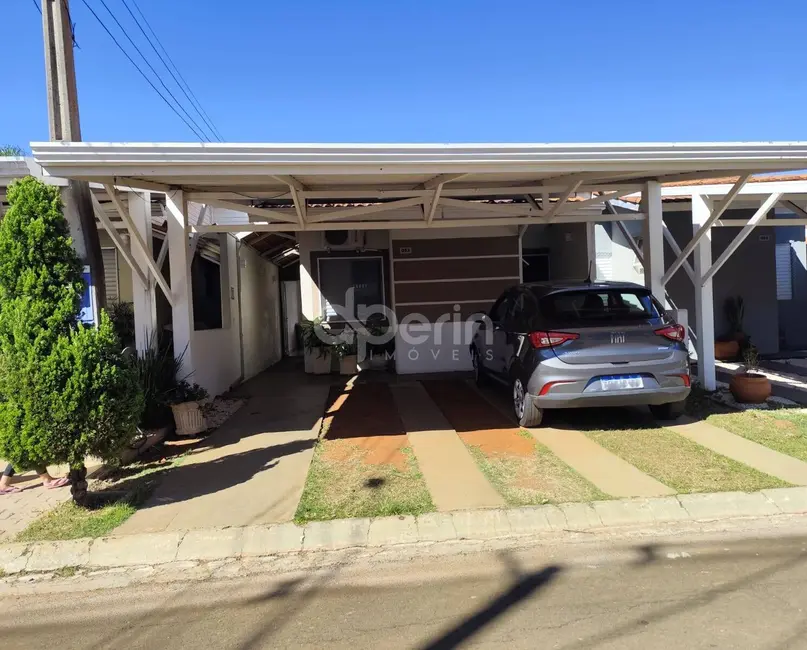 Casa com 3 quartos à venda, 150m2 em Jardim Ipanema, Sao Carlos - SP - imagem 1 Foto 1 de Casa com 3 quartos à venda, 150m2 em Jardim Ipanema, Sao Carlos - SP