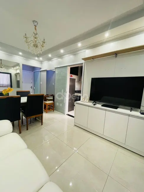 Foto 2 de Apartamento com 2 quartos à venda, 56m2 em Mirim, Praia Grande - SP
