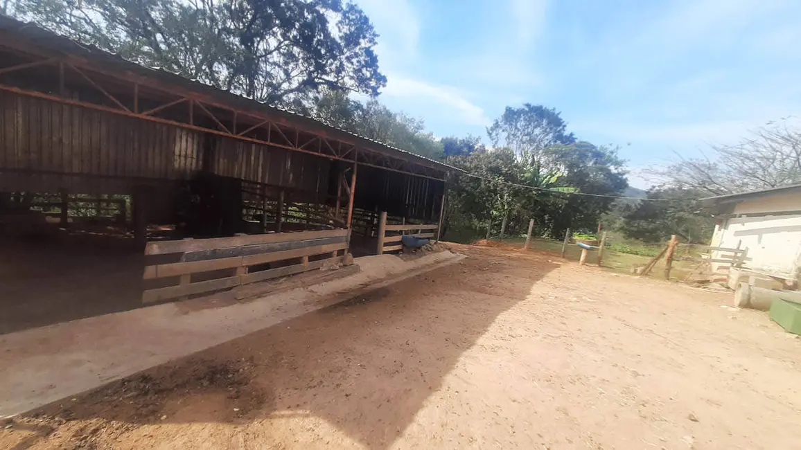 Foto 8 de Fazenda / Haras com 8 quartos à venda, 222000m2 em Portão, Atibaia - SP