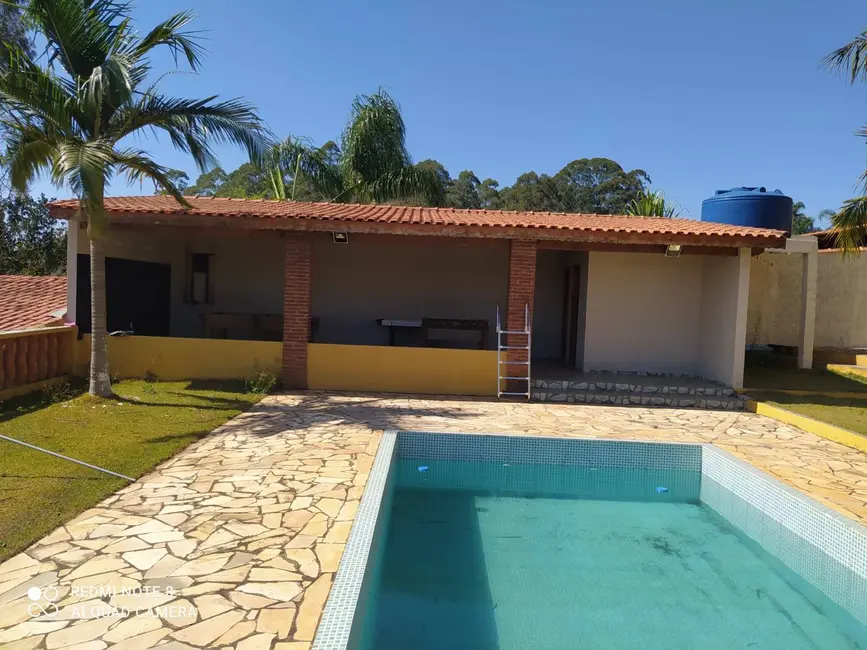 Foto 1 de Chácara com 3 quartos à venda e para alugar, 4112m2 em Boa Vista dos Silva, Braganca Paulista - SP