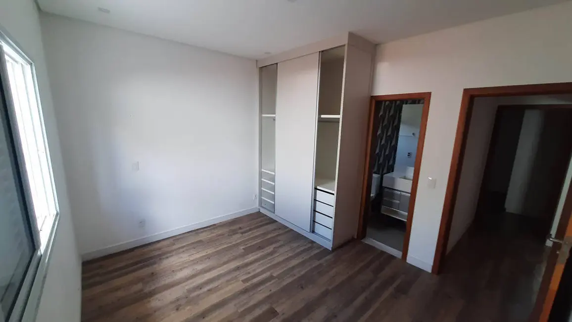 Foto 9 de Casa com 3 quartos à venda, 422m2 em Condomínio Villa Real de Bragança, Braganca Paulista - SP