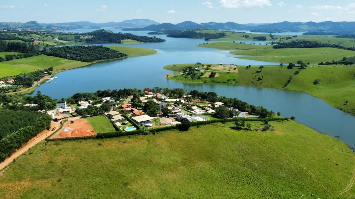 Foto 1 de Terreno / Lote à venda, 51646m2 em Centro, Piracaia - SP