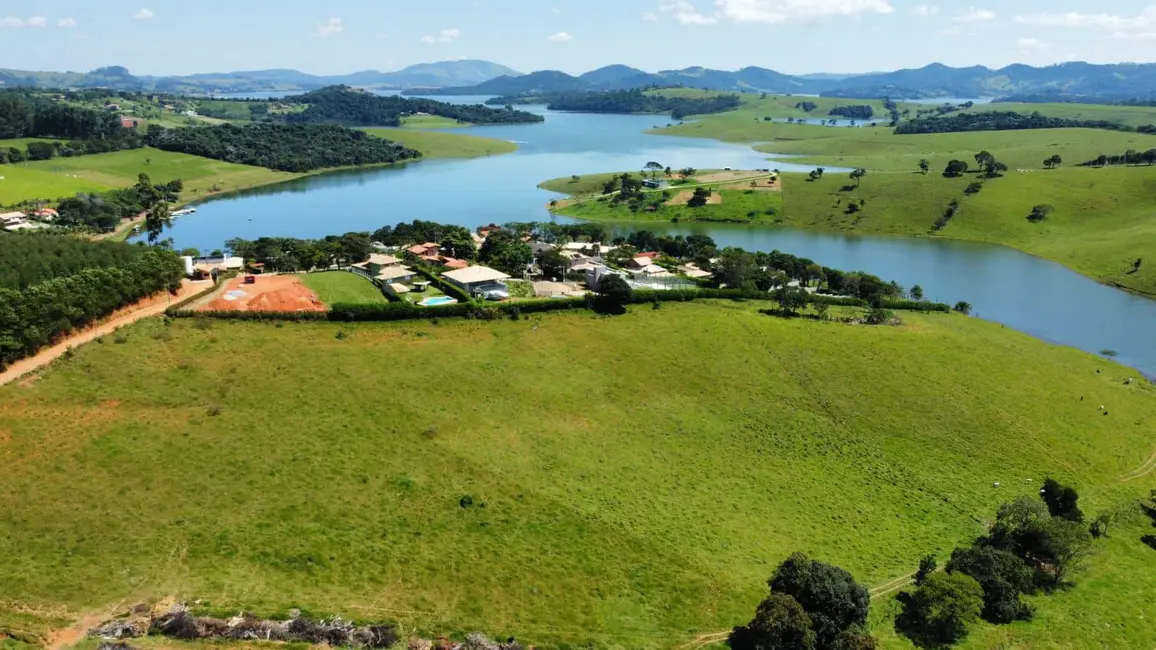 Foto 2 de Terreno / Lote à venda, 51646m2 em Centro, Piracaia - SP