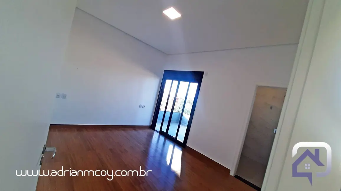 Foto 6 de Casa com 4 quartos à venda, 300m2 em Braganca Paulista - SP