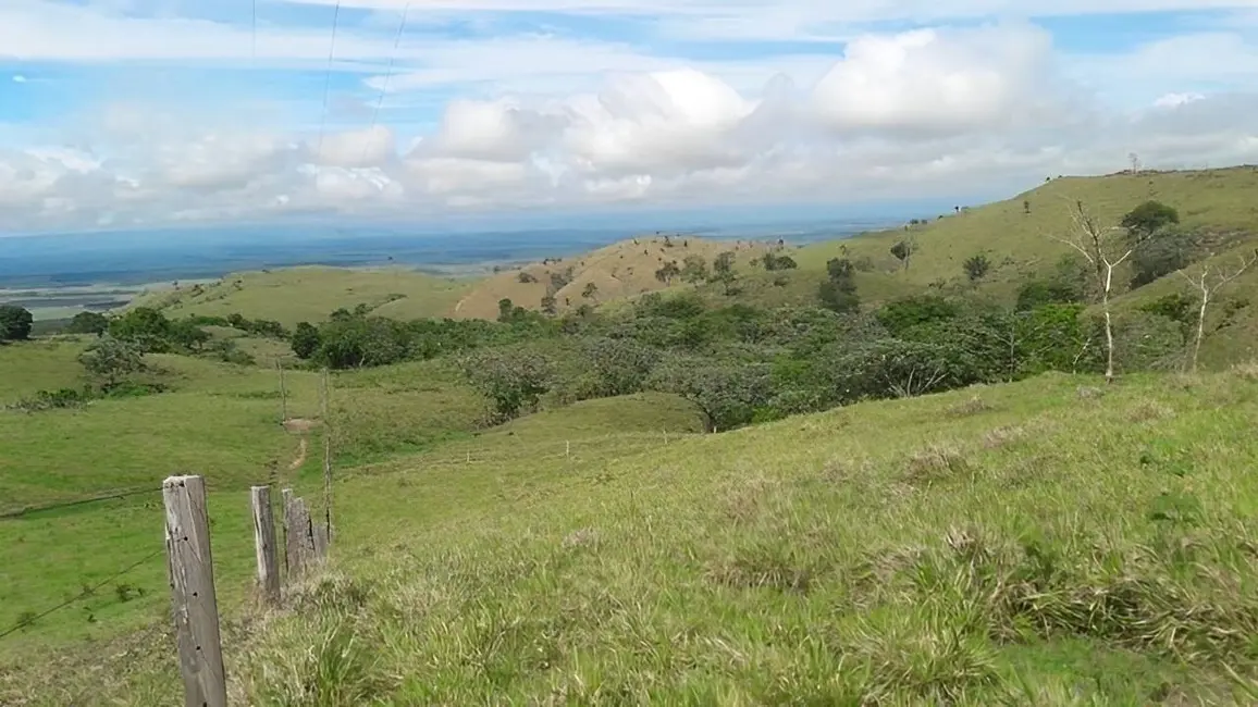 Foto 4 de Fazenda / Haras à venda, 2541m2 em Centro, Pontes E Lacerda - MT