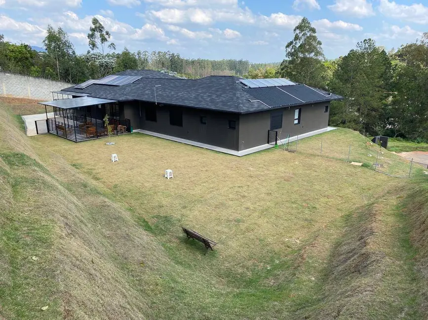 Casa com 3 quartos à venda, 2776m2 em Condomínio Jardim das Palmeiras, Braganca Paulista - SP - imagem 6 Foto 6 de Casa com 3 quartos à venda, 2776m2 em Condomínio Jardim das Palmeiras, Braganca Paulista - SP