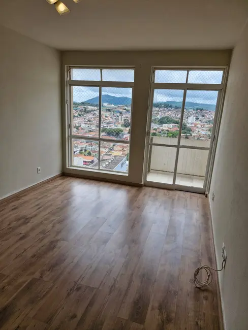 Foto 1 de Apartamento com 4 quartos à venda e para alugar, 150m2 em Centro, Braganca Paulista - SP