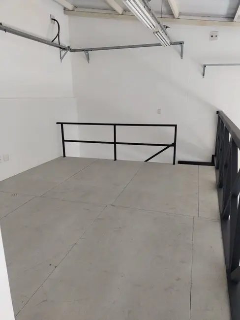 Foto 3 de Armazém / Galpão para alugar, 118m2 em Lavapés, Braganca Paulista - SP