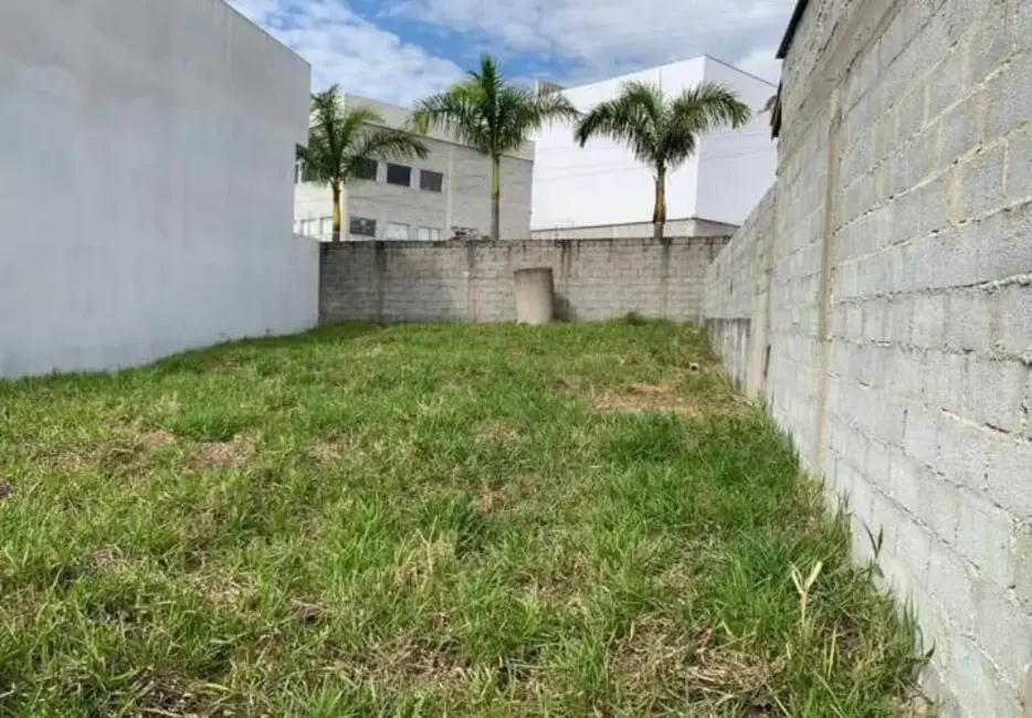 Foto 1 de Terreno / Lote à venda, 250m2 em Condomínio Portal da Serra, Braganca Paulista - SP