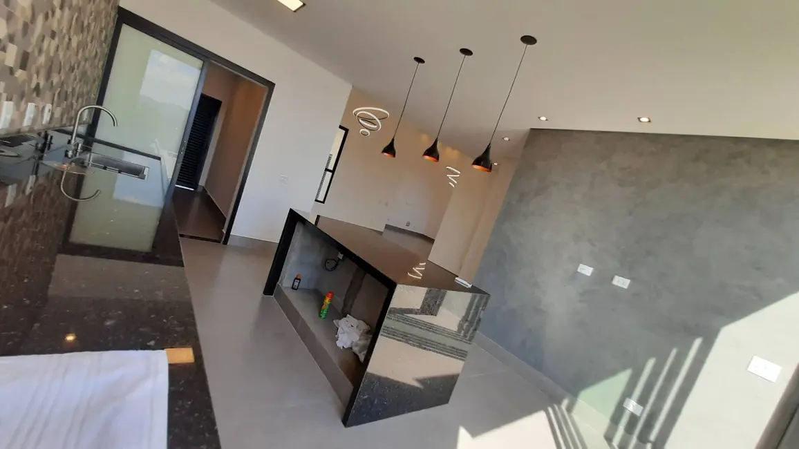 Casa com 3 quartos à venda, 360m2 em Parque Imperador, Braganca Paulista - SP - imagem 4 Foto 4 de Casa com 3 quartos à venda, 360m2 em Parque Imperador, Braganca Paulista - SP